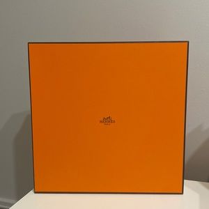 Hermes box